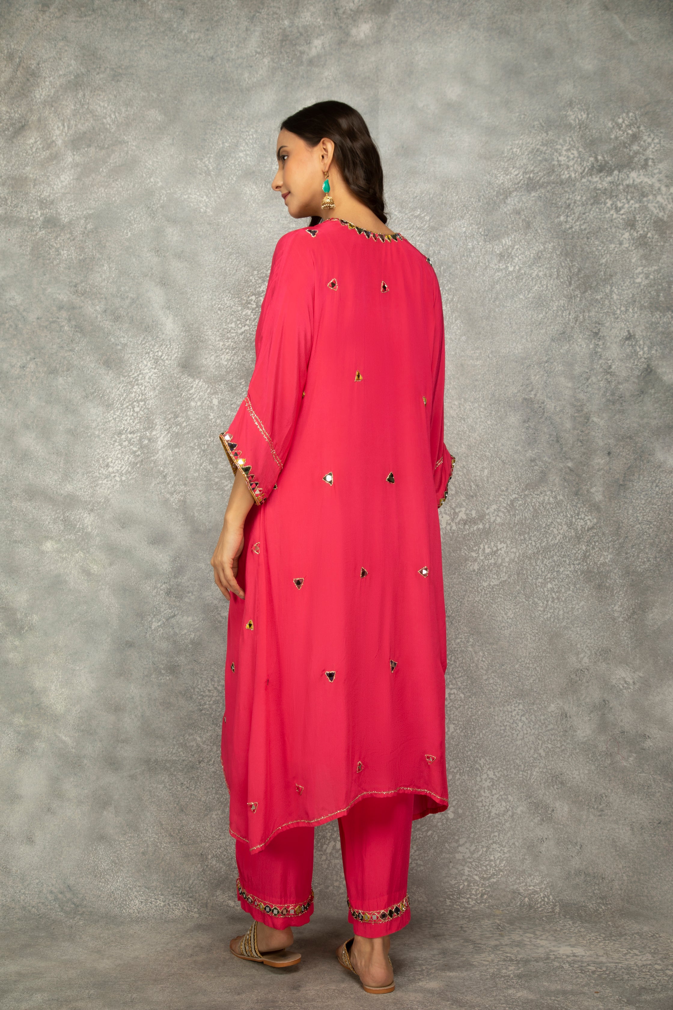 Fushia High Low Low Mirror Work Kaftaan Set