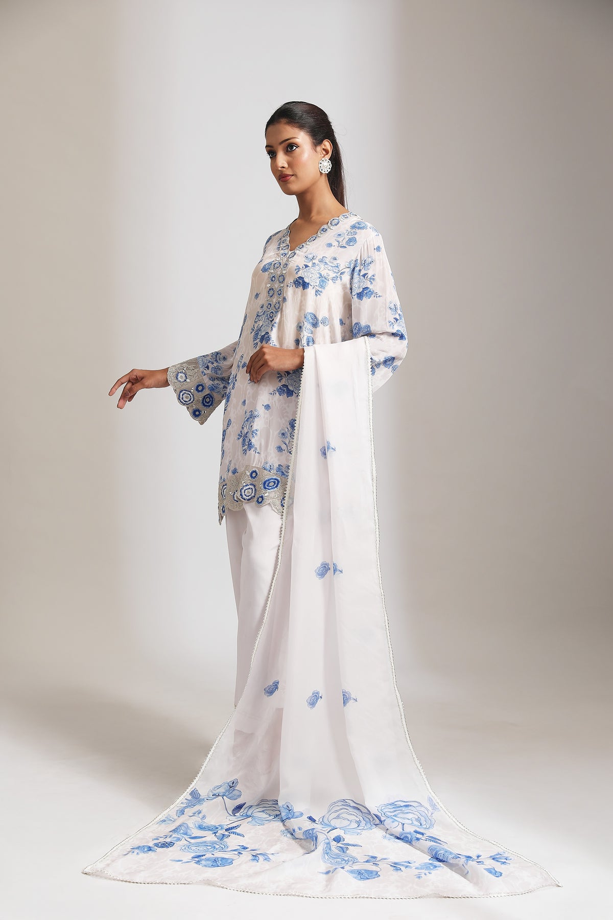 Blue White Floral Printed Kurta with Pant & Dupatta Set