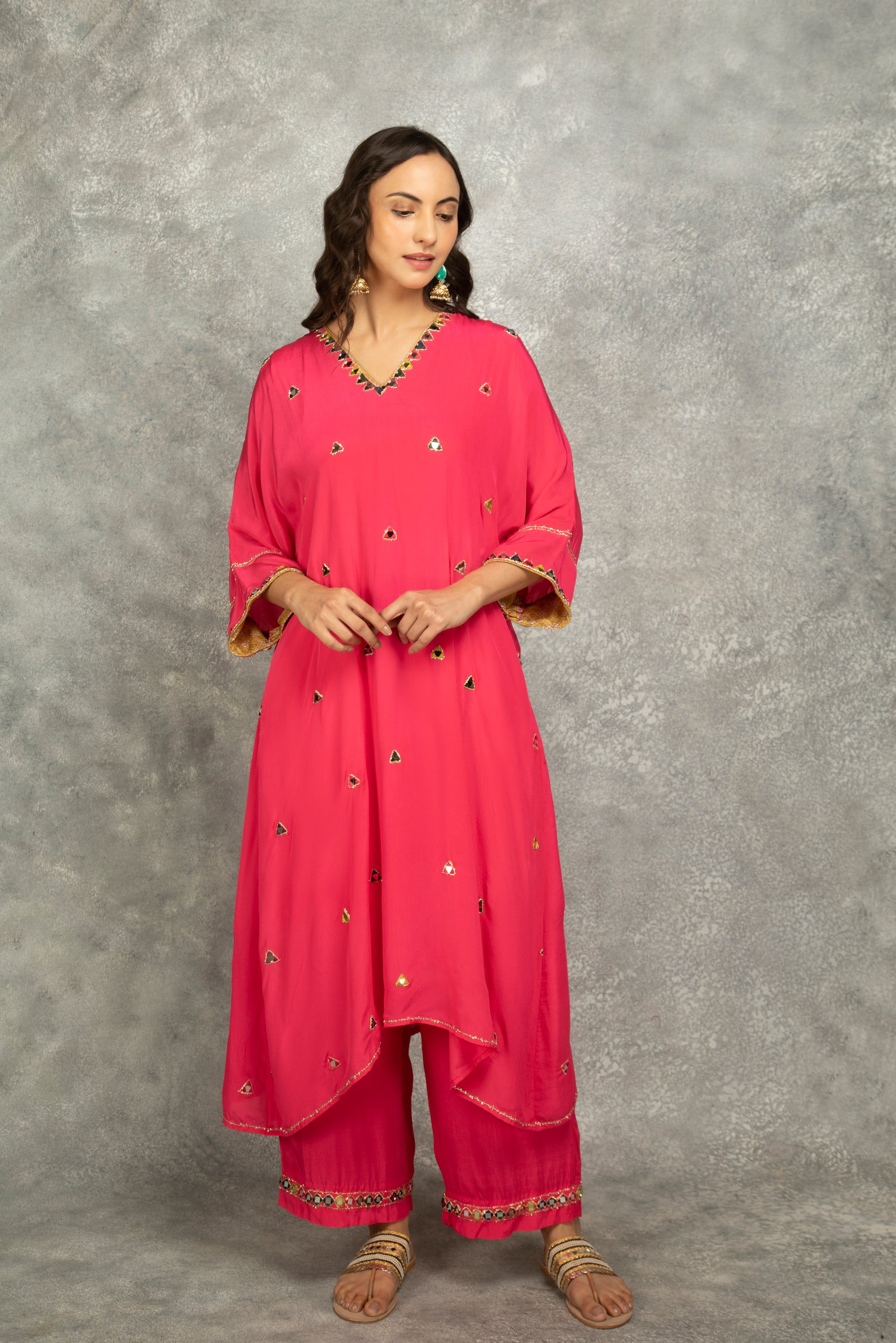 Fushia High Low Low Mirror Work Kaftaan Set