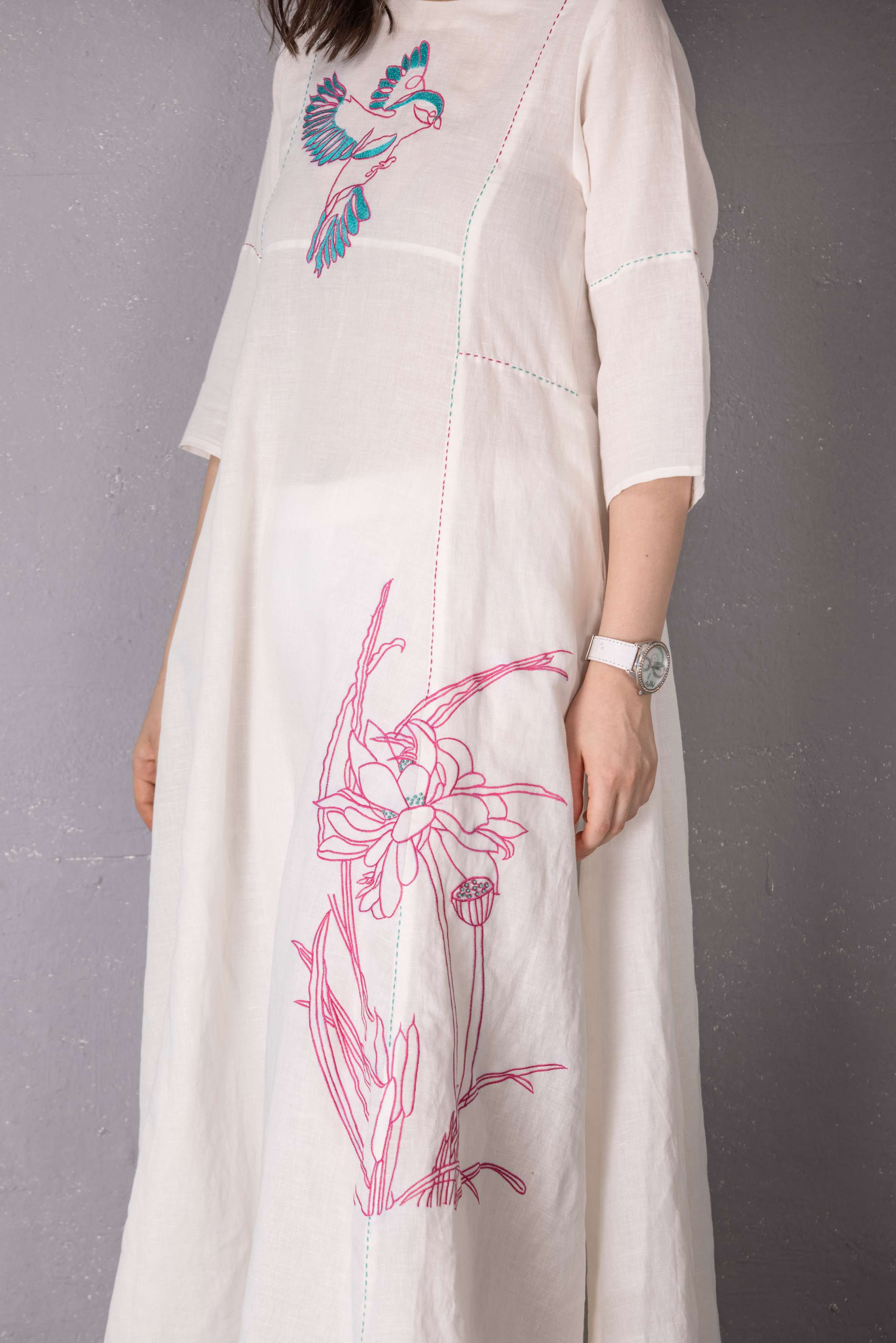 White Cotton Linen Abstract Embroidered Tunic with Pant Set